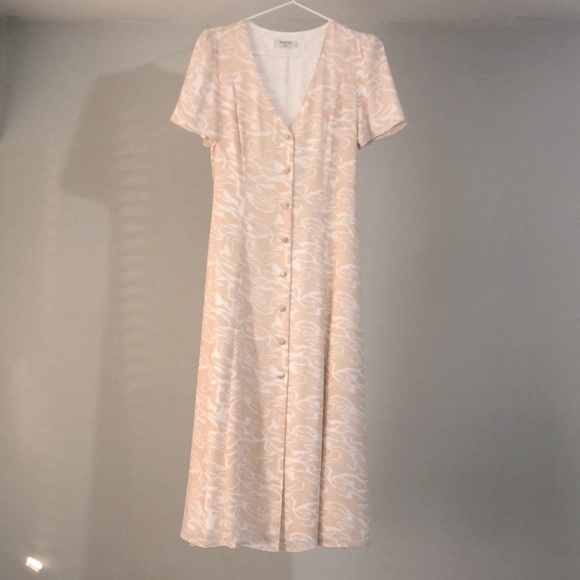 Aritzia Babaton Button Up Midi Dress